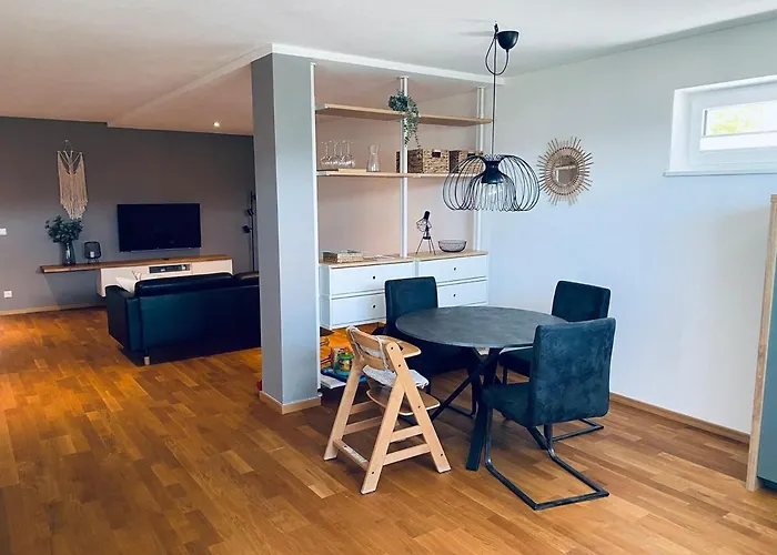 Tolle Mit Seeblick Apartmán *